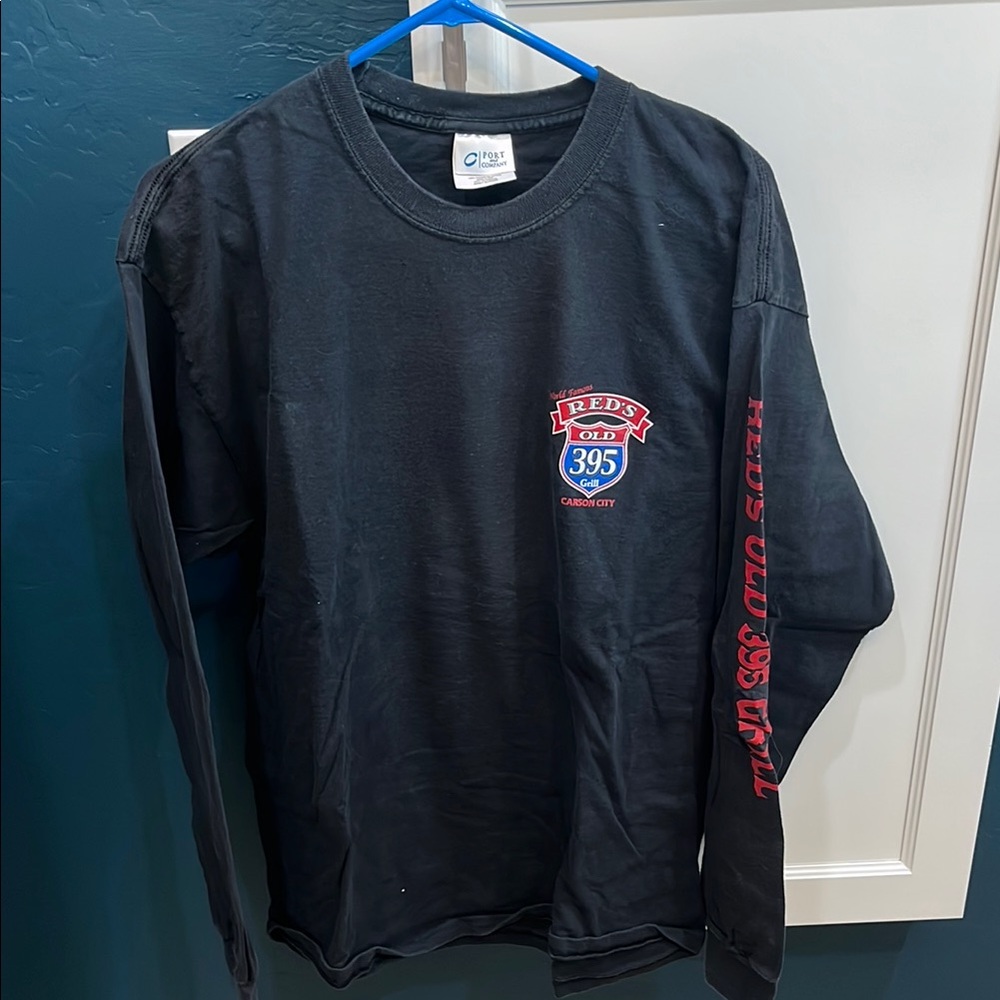 Port & company long sleeve black T-shirt